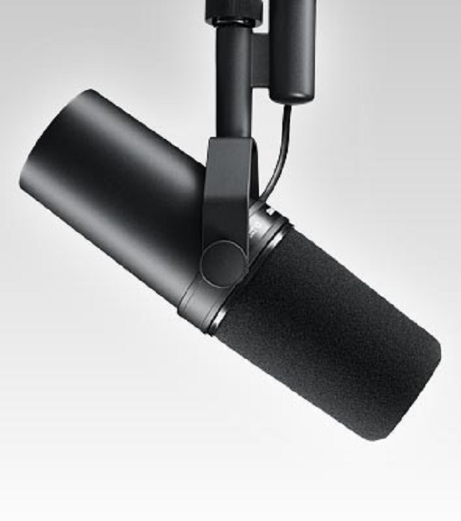 Shure SM7B and Cloud Microphones Cloudlifter CL-1 bundle Shure SM7B and Cloud Microphones Cloudlifter CL-1 bundle