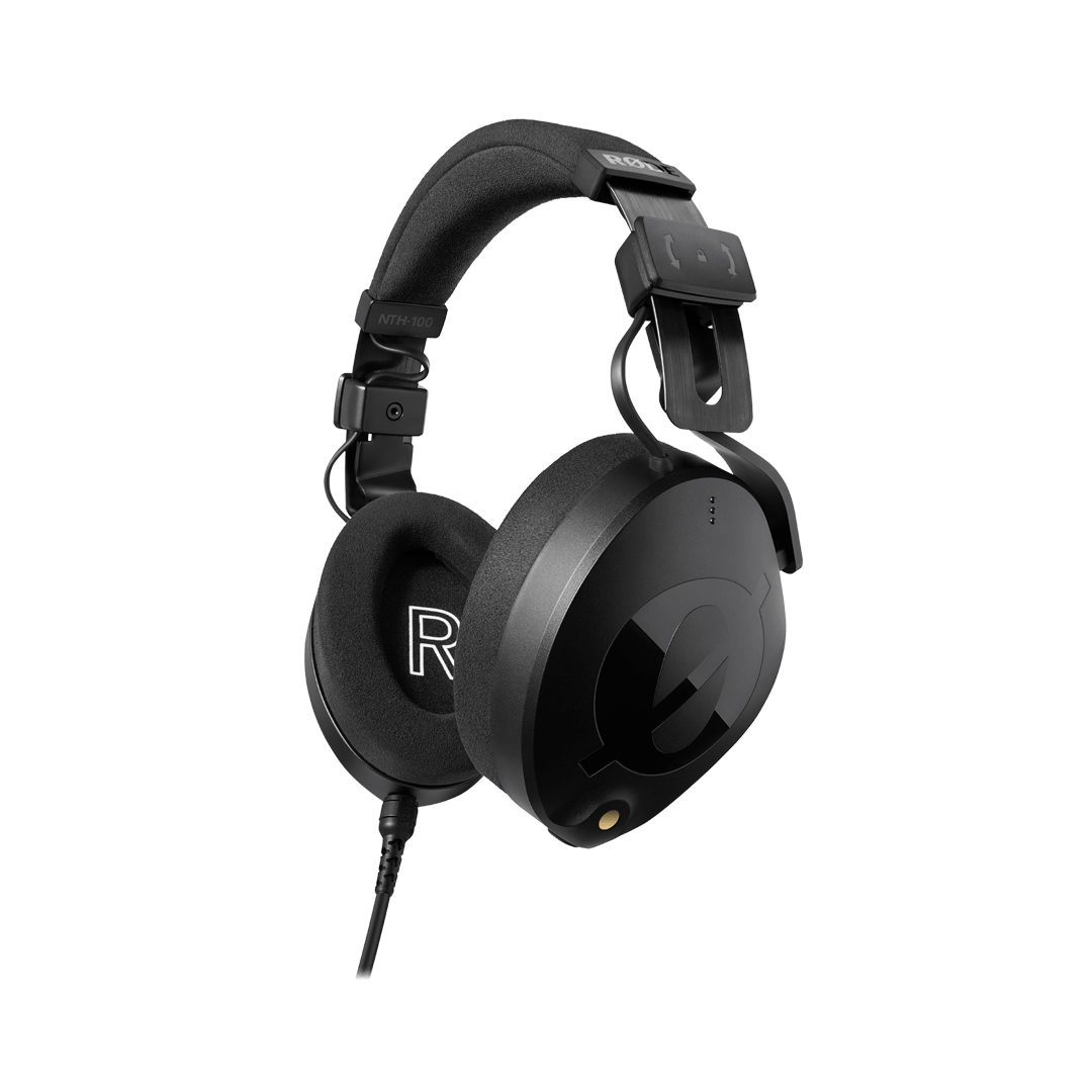Headphones & Earphones